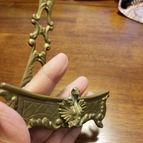 3 Vintage Brass Plate Holders - Picture 6 of 8